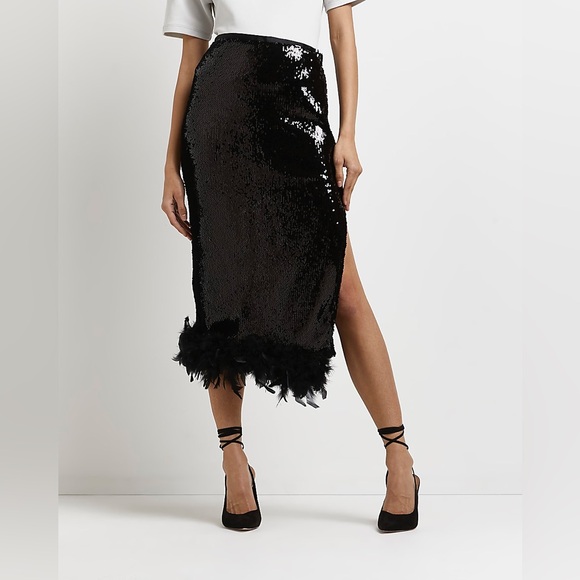 ***SOLD*** RIVER ISLAND Black Sequin Feather Trim Pencil Skirt - Picture 2 of 7